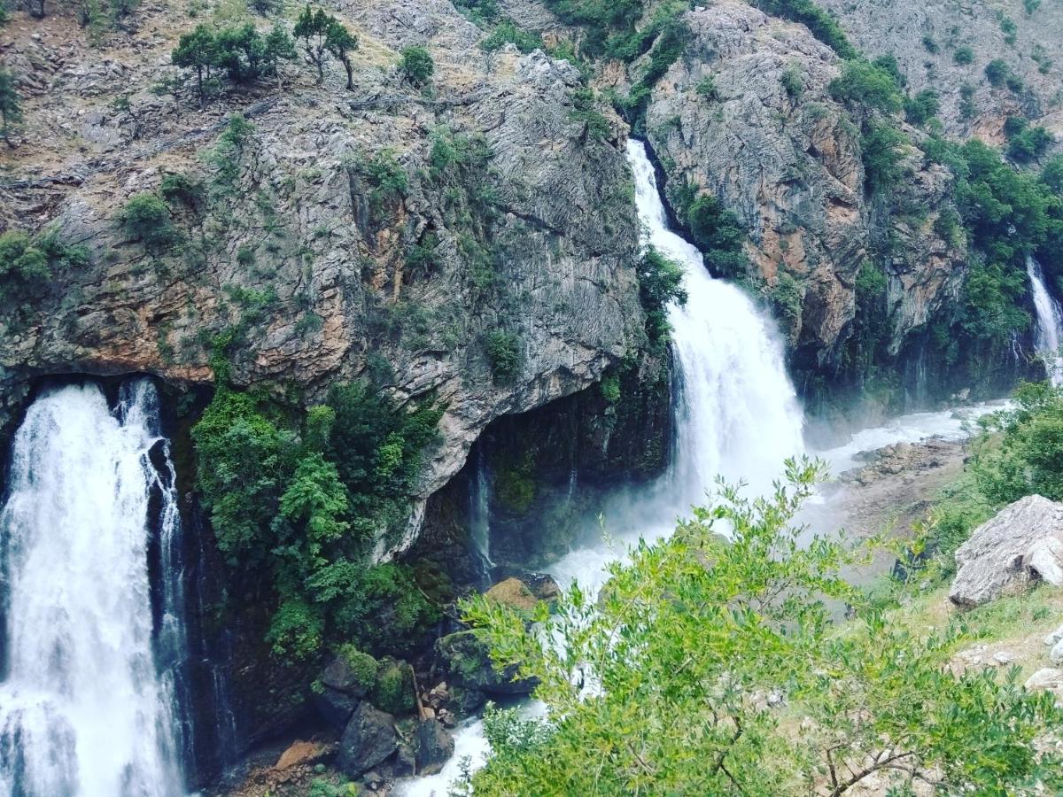 Hotel Kapuzbaşı Şelalesi Baştürk dinlenme tesisleri Büyükçakır Exterior foto